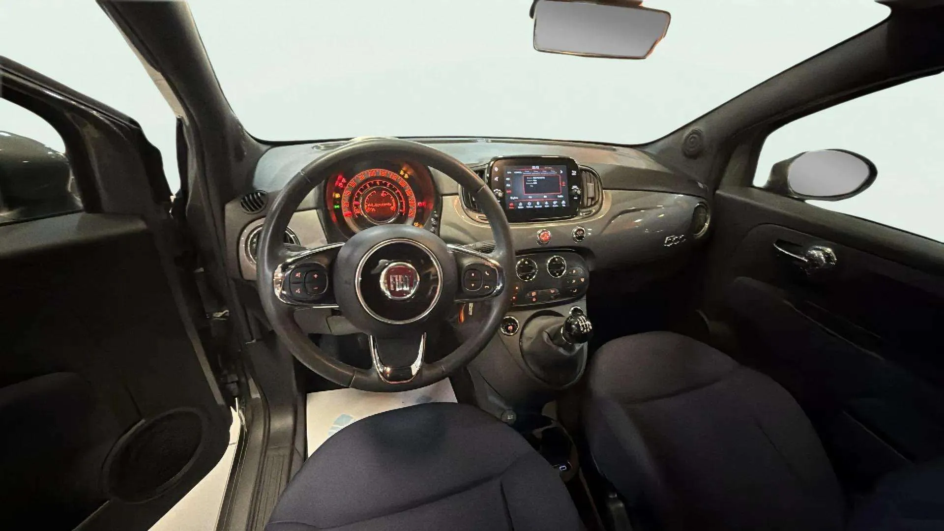 Fiat 500 Club 1.0 Hybrid - foto 8