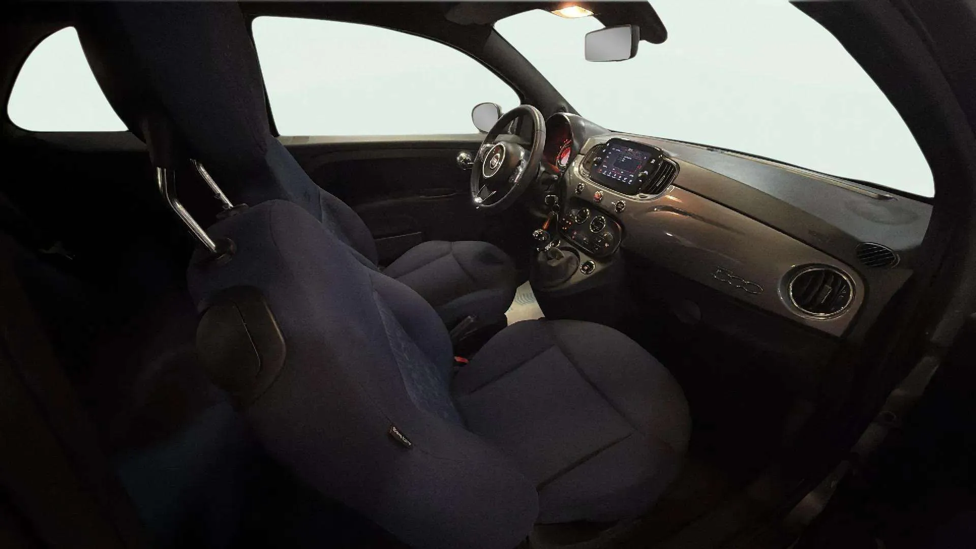 Fiat 500 Club 1.0 Hybrid - foto 12