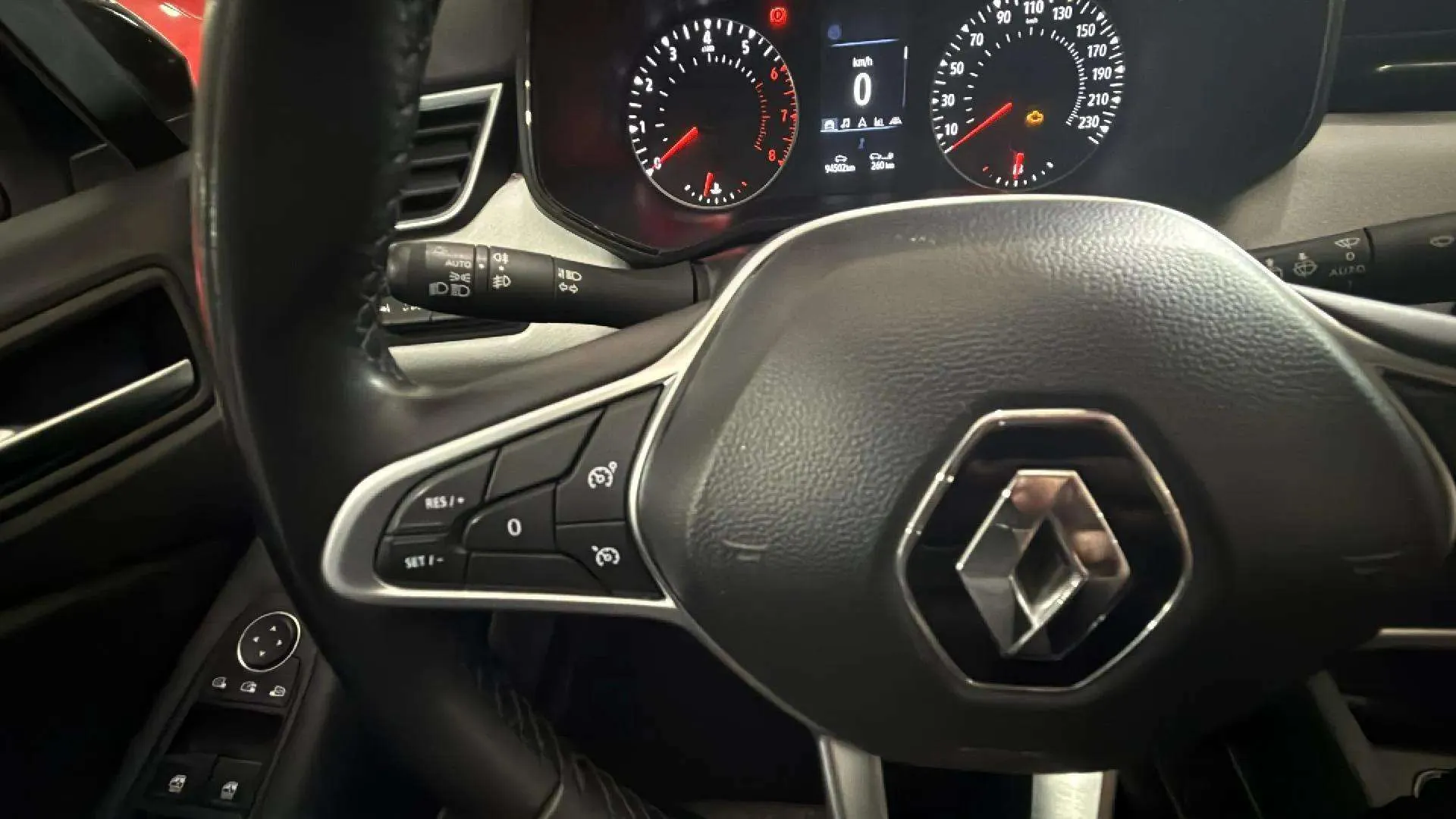 Renault Clio Techno TCe 90 - foto 10