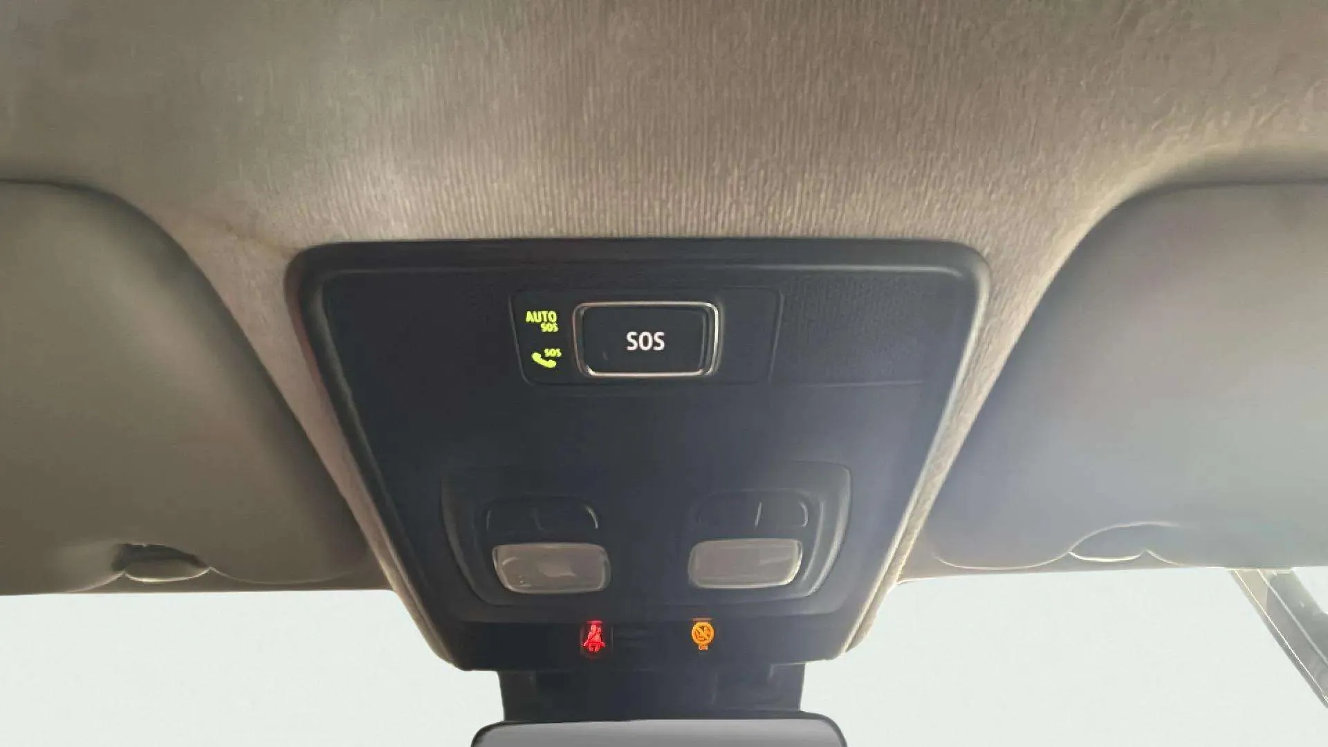 Renault Clio Techno TCe 90 - foto 19