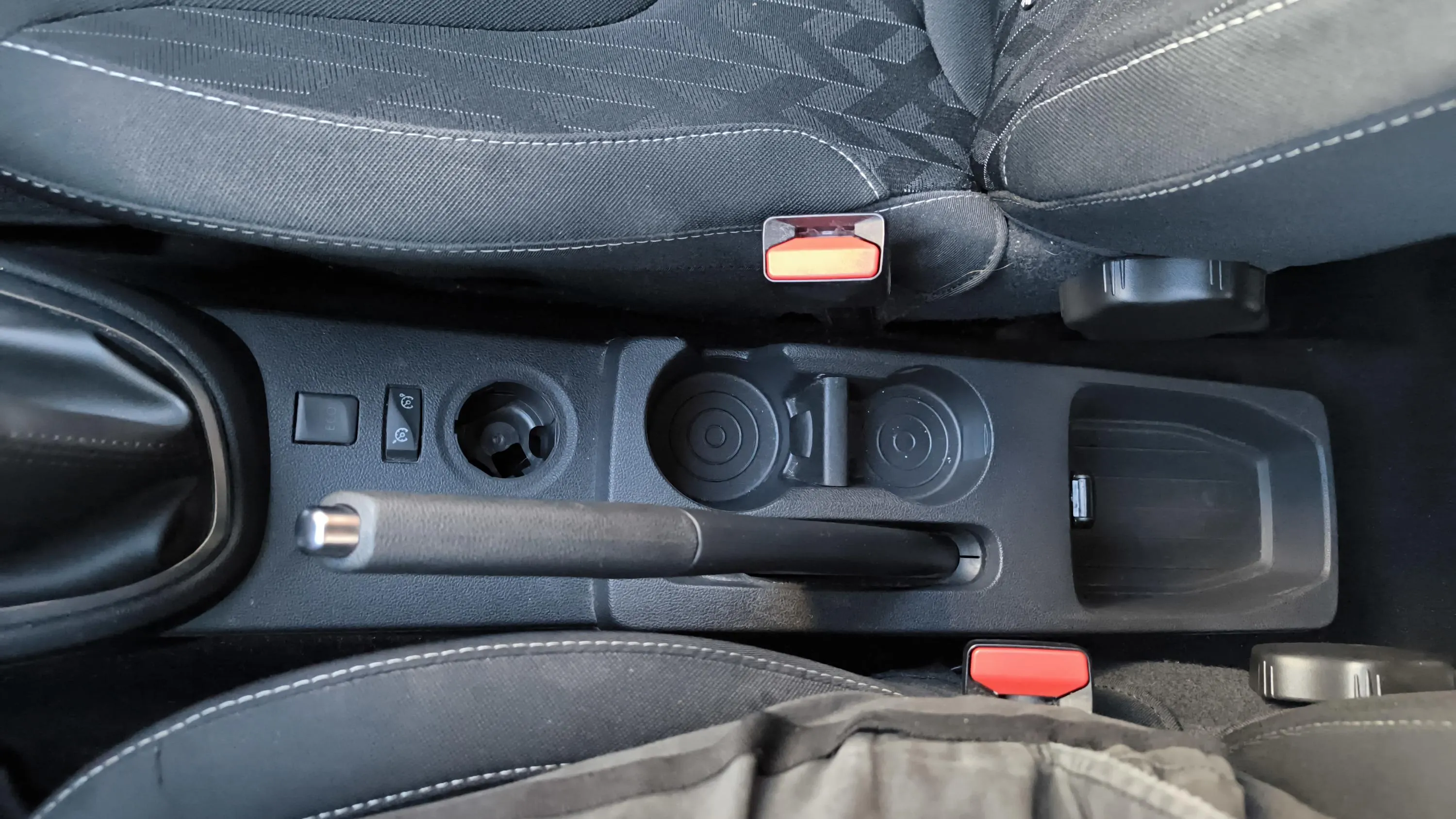 Renault Captur Intens TCe - foto 36