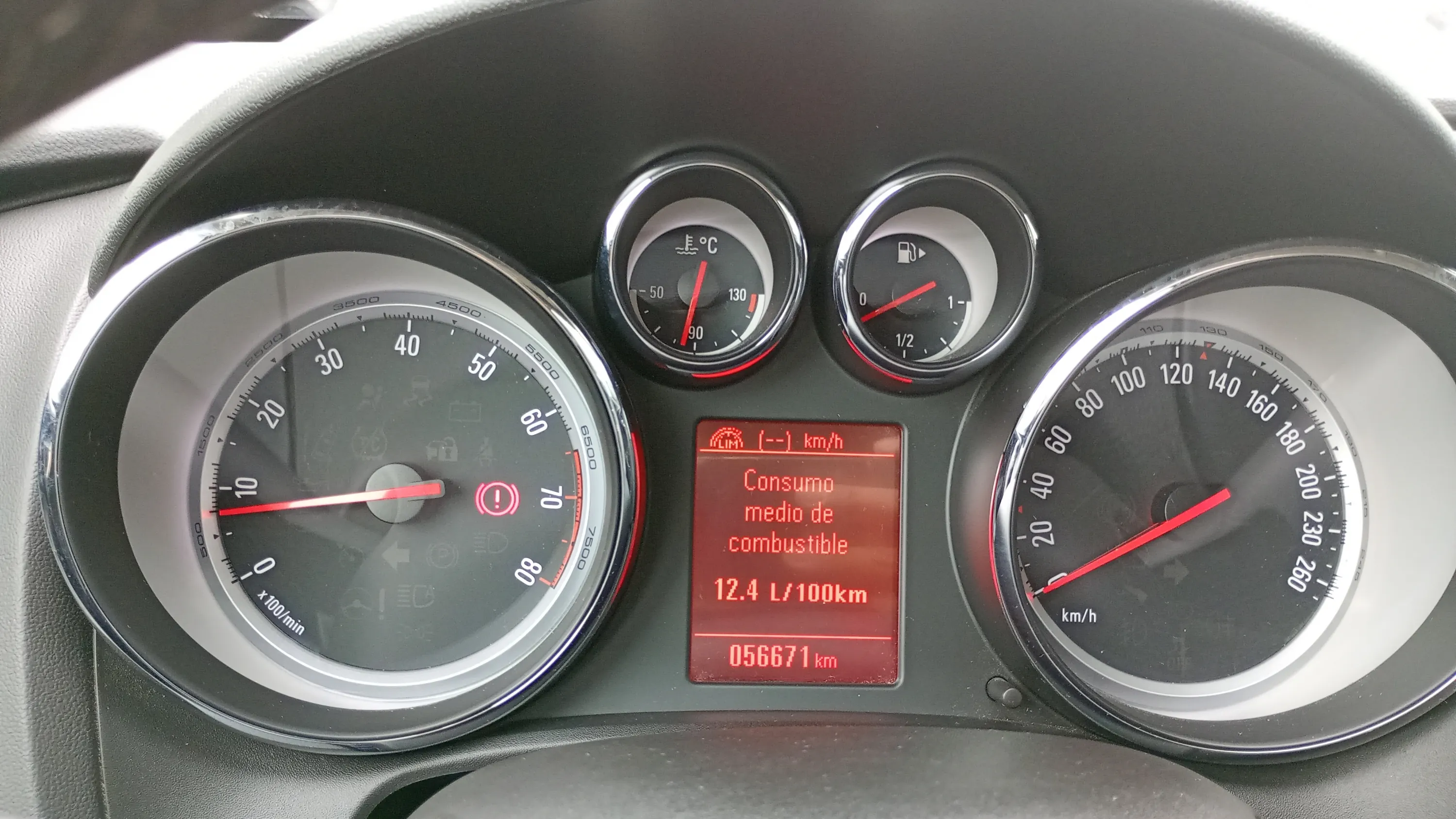 Opel Astra 1.4 Turbo GLP Elegance - foto 14