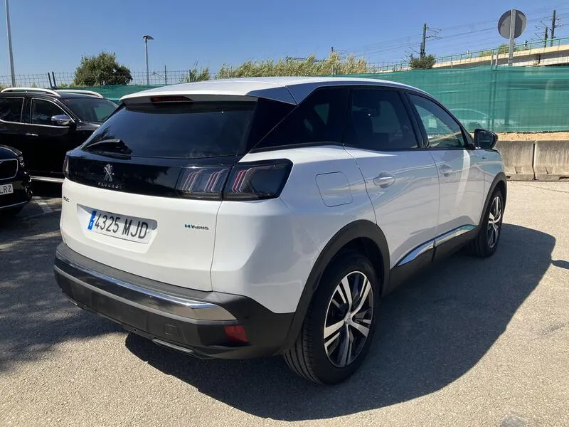 Peugeot 3008 Hybrid 225 Allure - foto 6