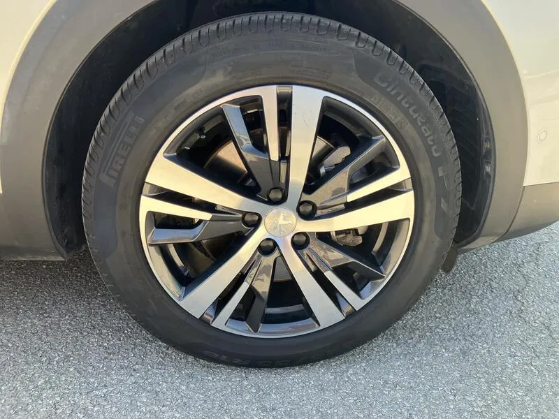 Peugeot 3008 Hybrid 225 Allure - foto 41