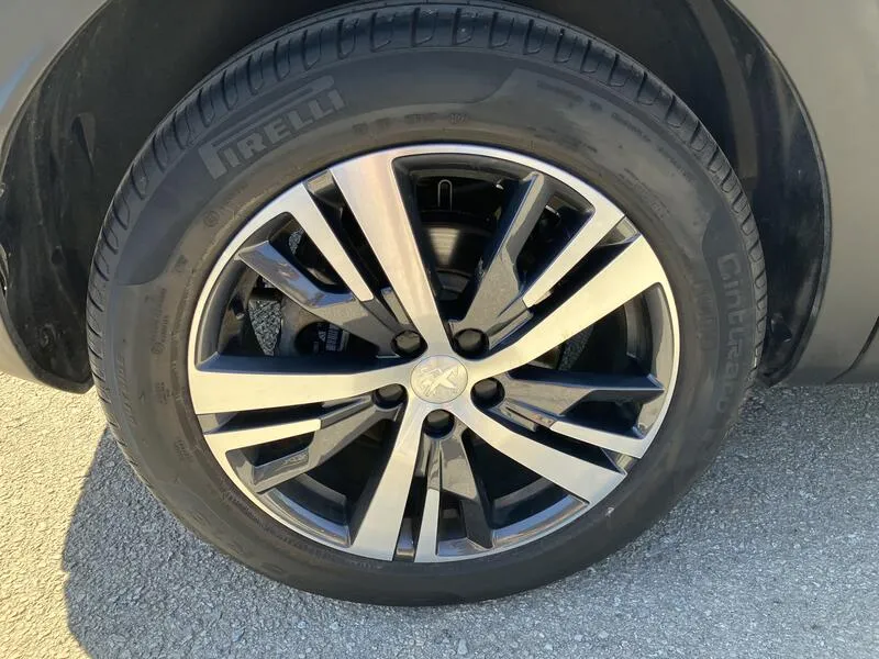 Peugeot 3008 Hybrid 225 Allure - foto 40