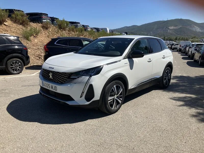 Peugeot 3008 Hybrid 225 Allure