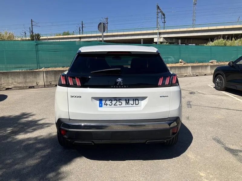 Peugeot 3008 Hybrid 225 Allure - foto 5