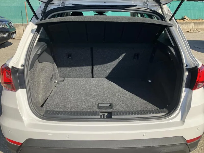 SEAT Arona 1.0 TSI Style Plus - foto 33