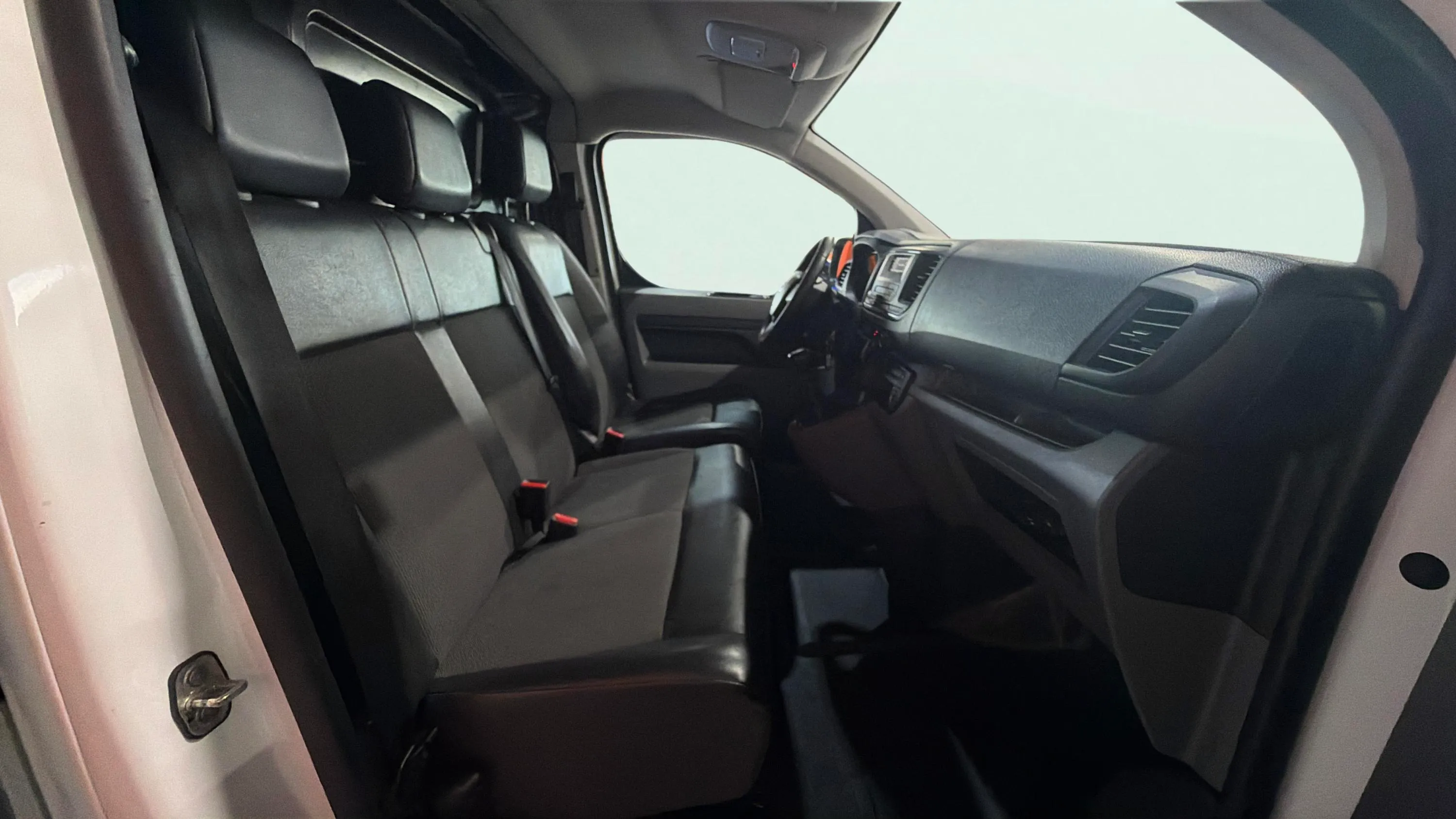 Toyota Proace 1.5D Business 1 plazas 2PT L0 - foto 14