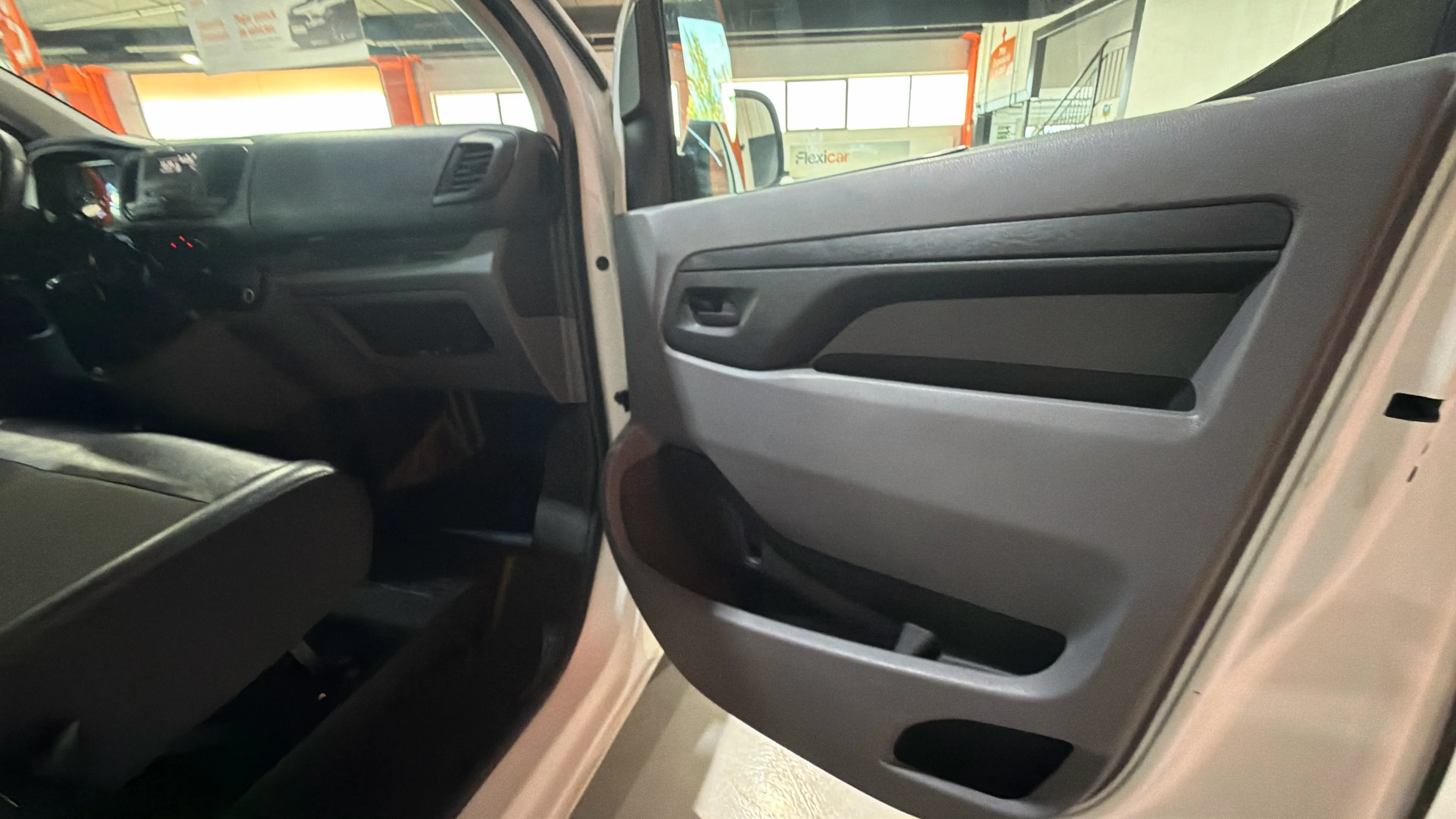Toyota Proace 1.5D Business 1 plazas 2PT L0 - foto 15