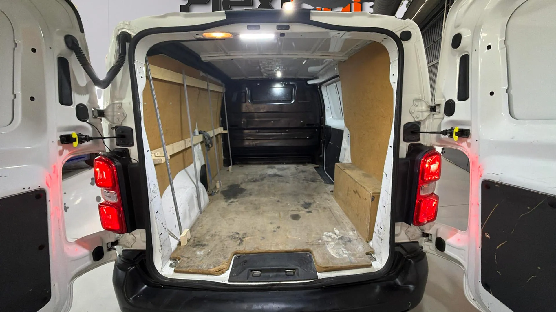 Toyota Proace 1.5D Business 1 plazas 2PT L0 - foto 19