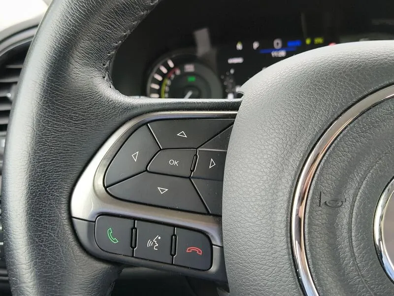 Jeep Renegade 1.3 PHEV AWD - foto 24