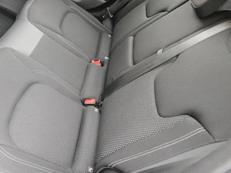 Jeep Renegade 1.3 PHEV AWD - foto 32