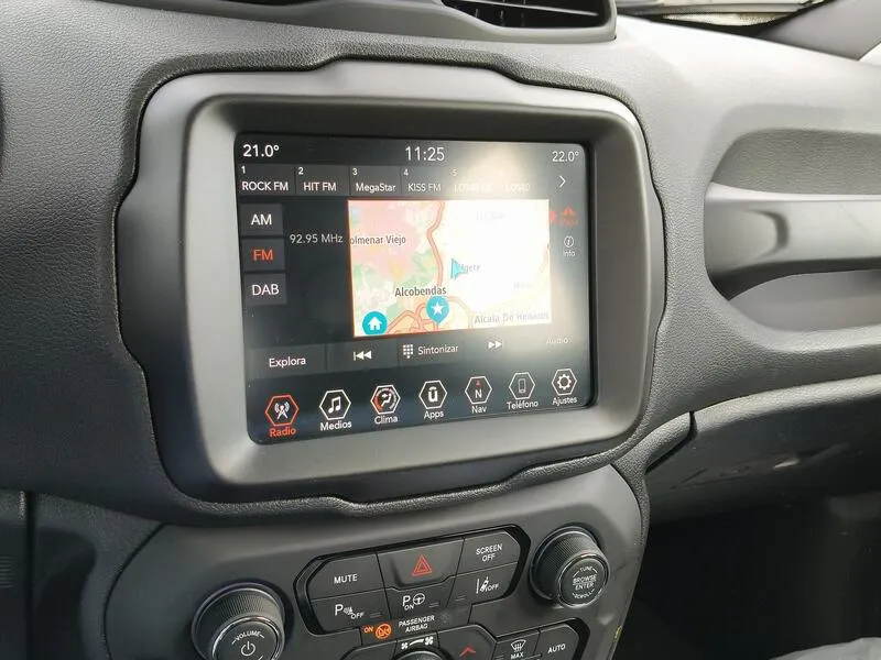 Jeep Renegade 1.3 PHEV AWD - foto 11