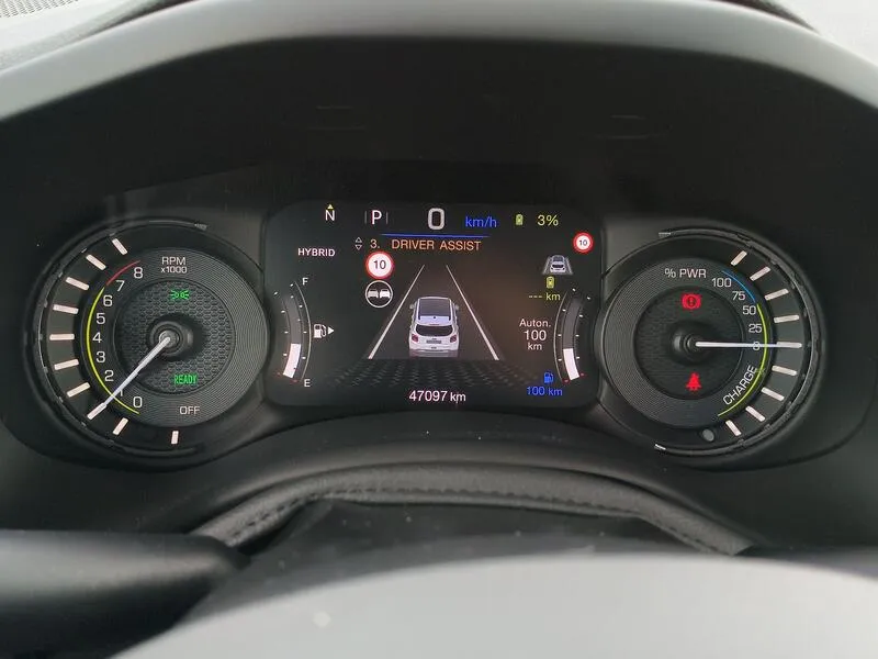 Jeep Renegade 1.3 PHEV AWD - foto 18
