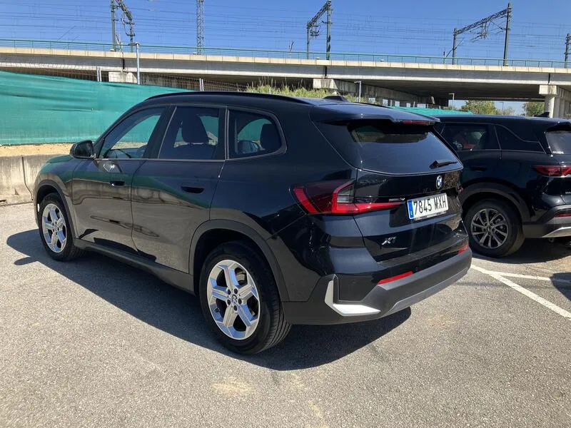 BMW X1 sDrive 1.5 - foto 4