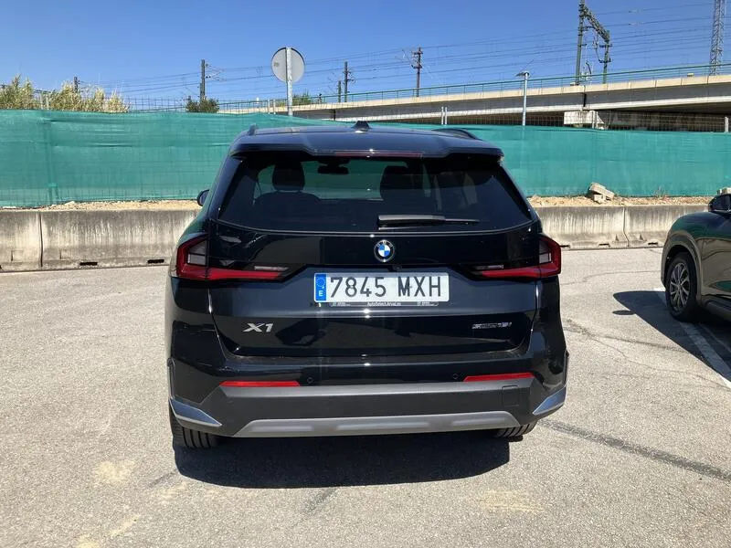 BMW X1 sDrive 1.5 - foto 5