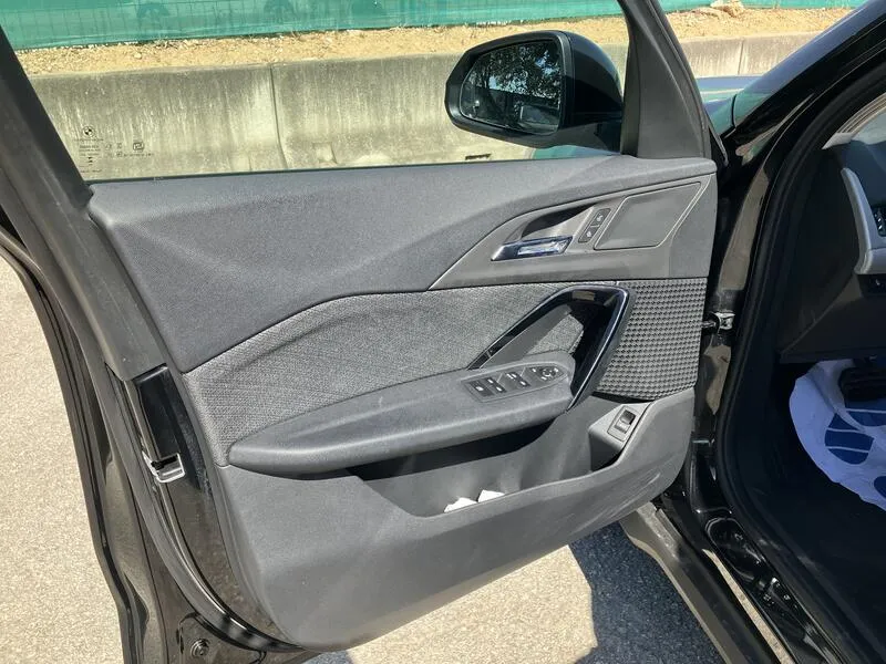 BMW X1 sDrive 1.5 - foto 11