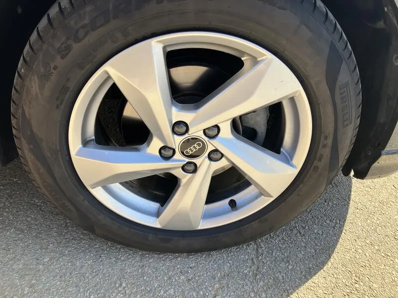 Audi Q3 Advanced 2.0 TDI - foto 36