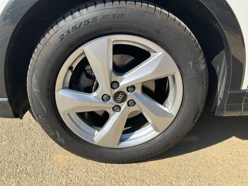 Audi Q3 Advanced 2.0 TDI - foto 26