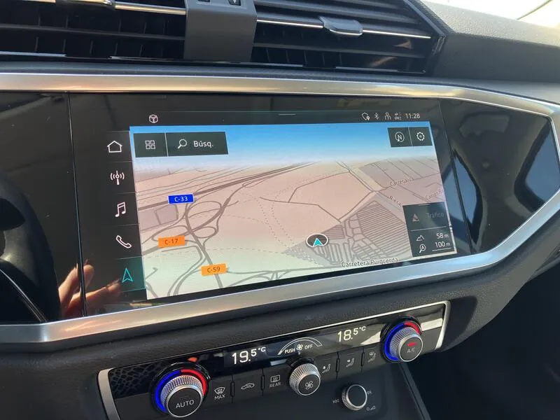 Audi Q3 Advanced 2.0 TDI - foto 18