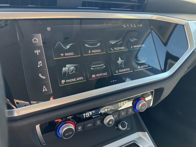 Audi Q3 Advanced 2.0 TDI - foto 17