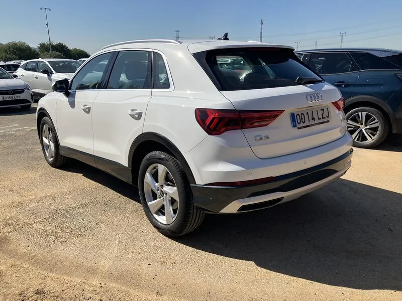 Audi Q3 Advanced 2.0 TDI - foto 4