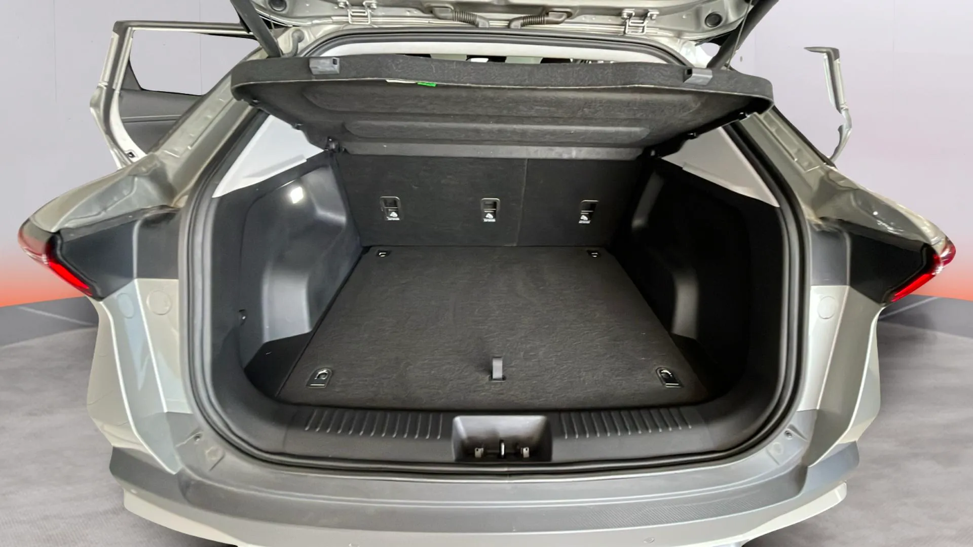 Omoda 5 Premium 1.6 T-GDi - foto 14