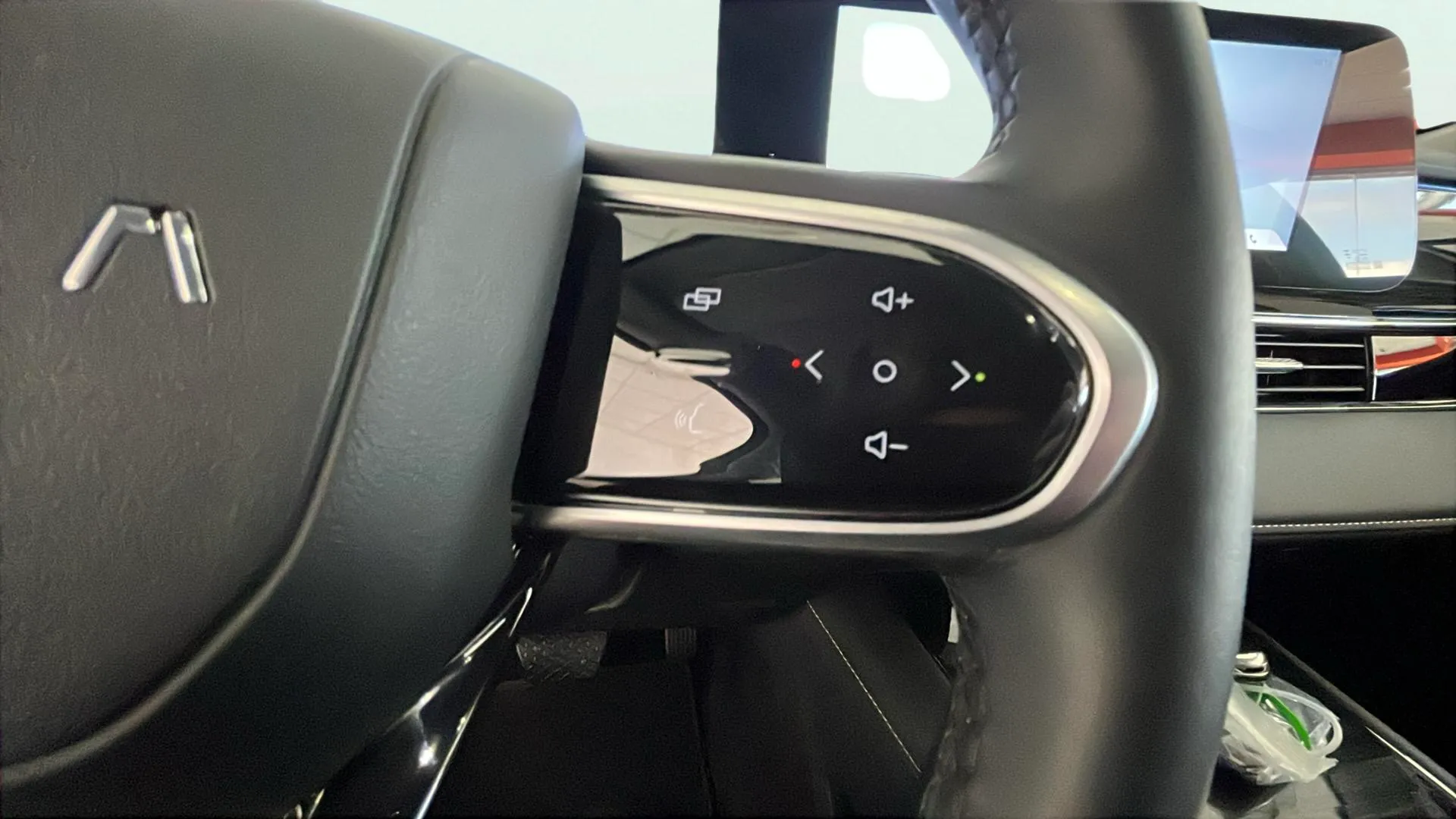 Omoda 5 Premium 1.6 T-GDi - foto 24