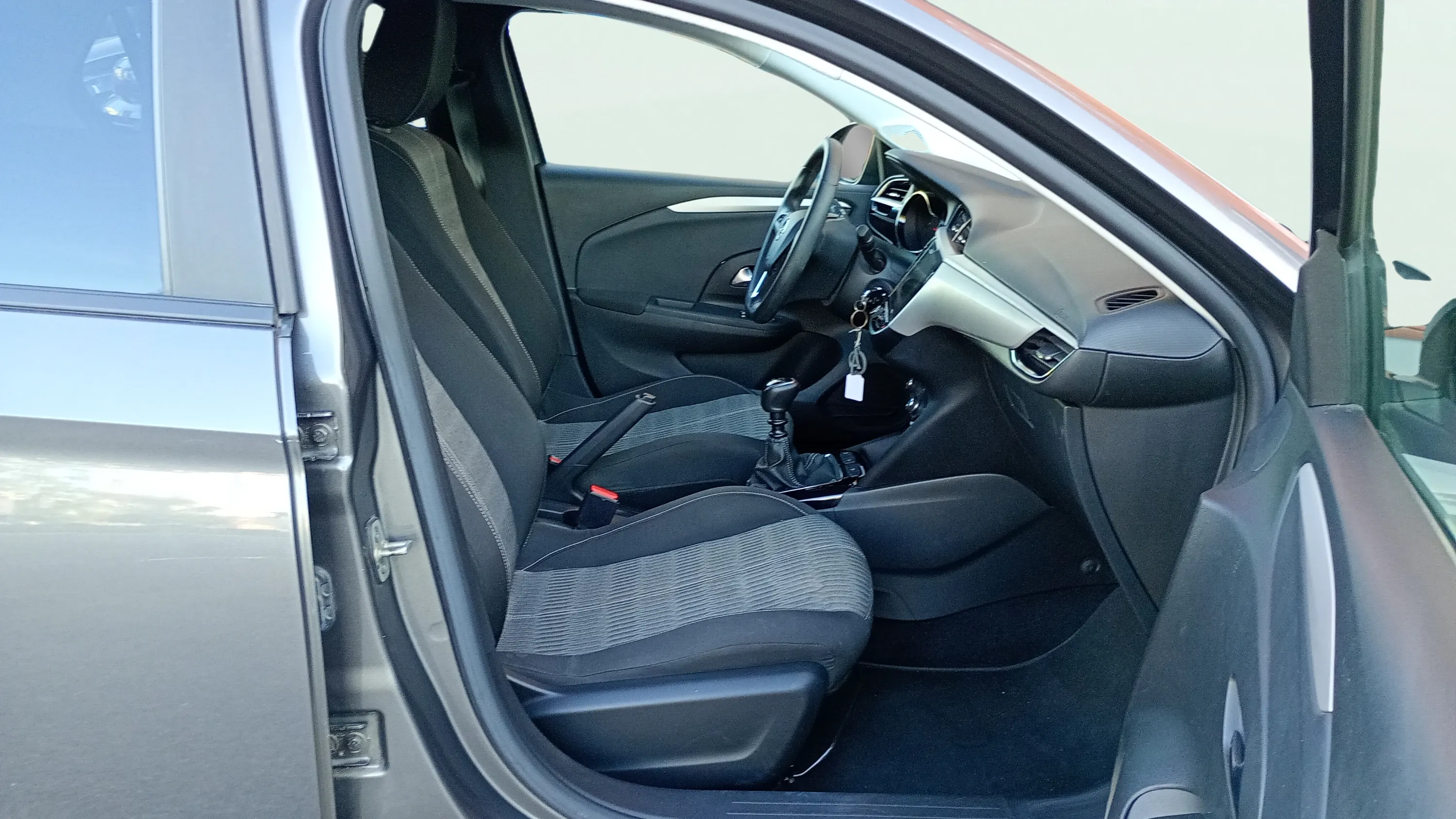 Opel Corsa 1.2T XHL Elegance - foto 26