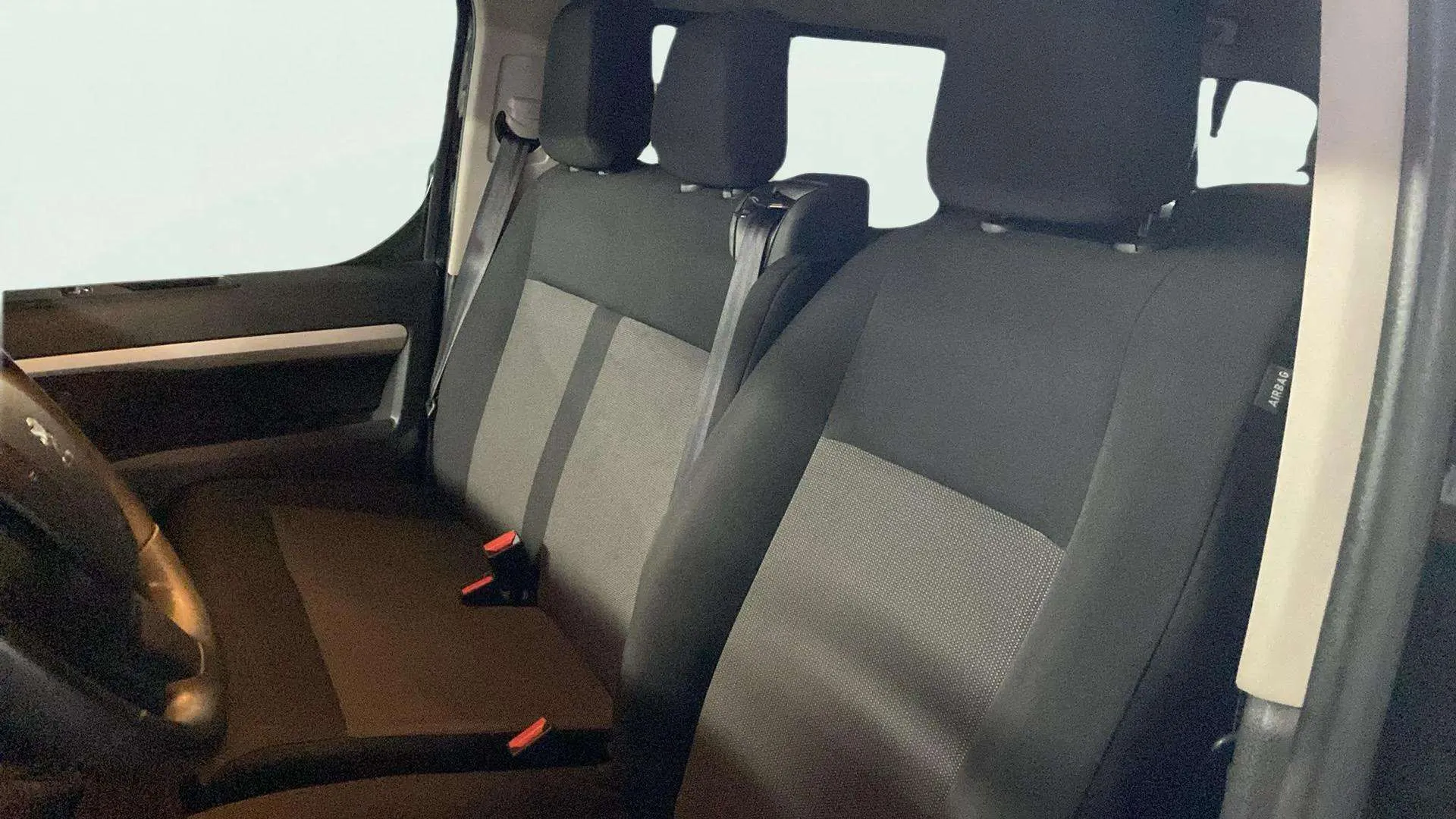 Peugeot Traveller Active BlueHDi 120 Long - foto 18