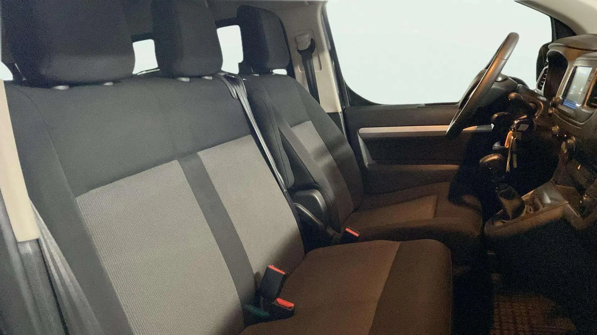 Peugeot Traveller Active BlueHDi 120 Long - foto 19