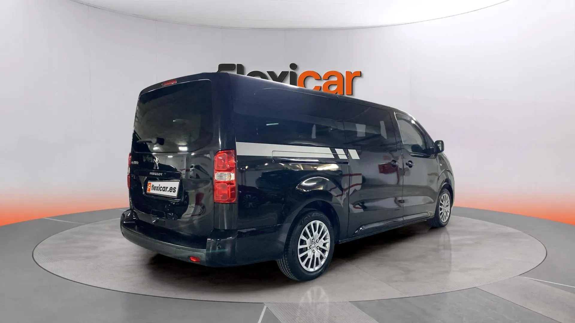 Peugeot Traveller Active BlueHDi 120 Long - foto 7
