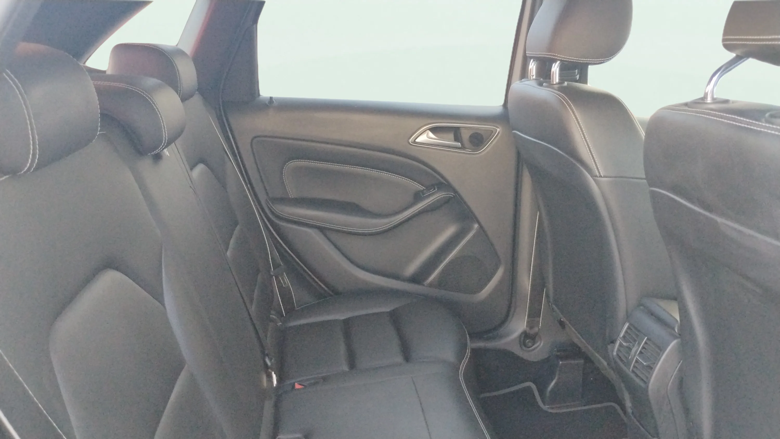 Mercedes-Benz Clase B B 200 d - foto 18