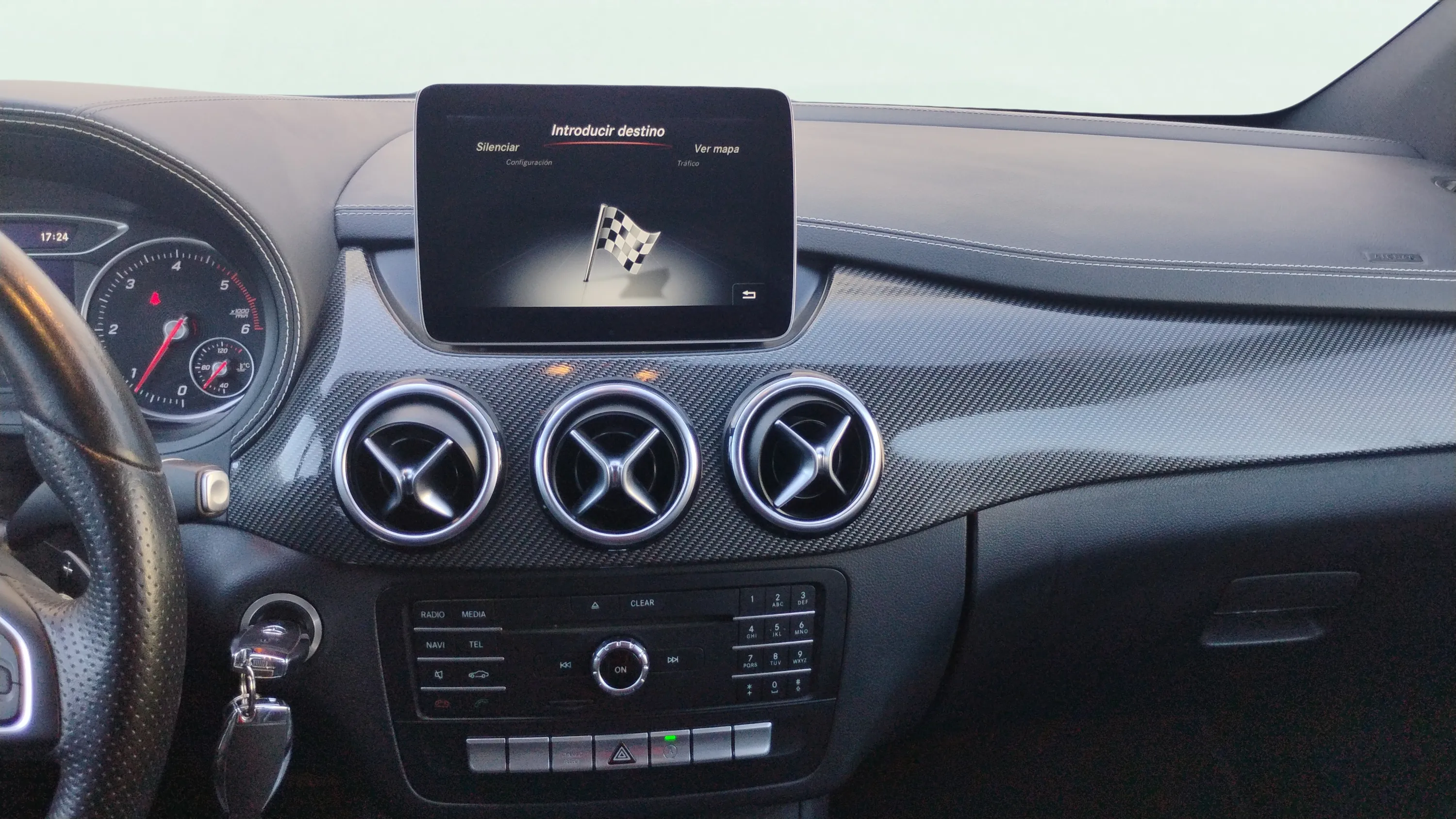 Mercedes-Benz Clase B B 200 d - foto 13