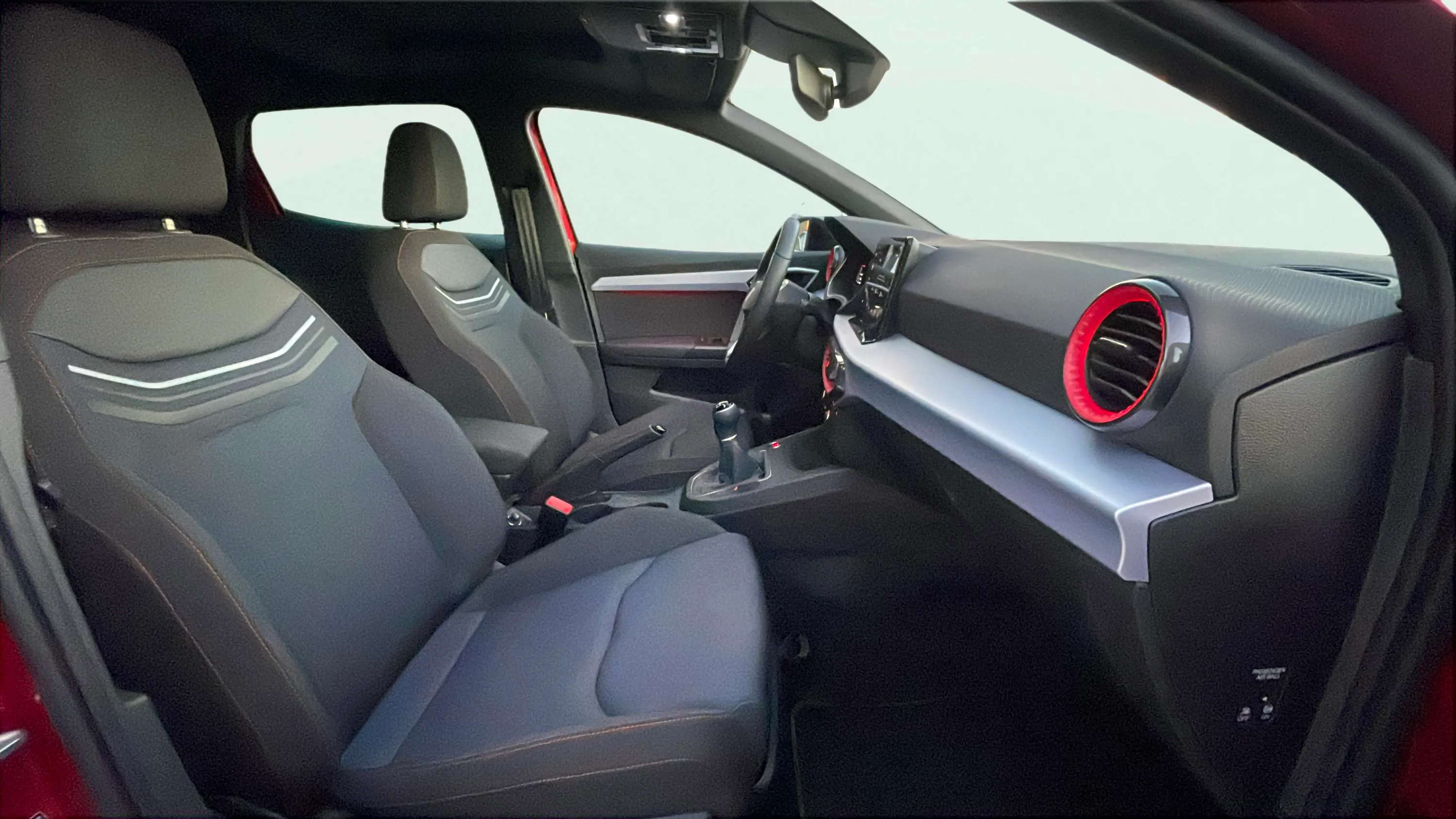 SEAT Ibiza 1.0 TSI FR - foto 21