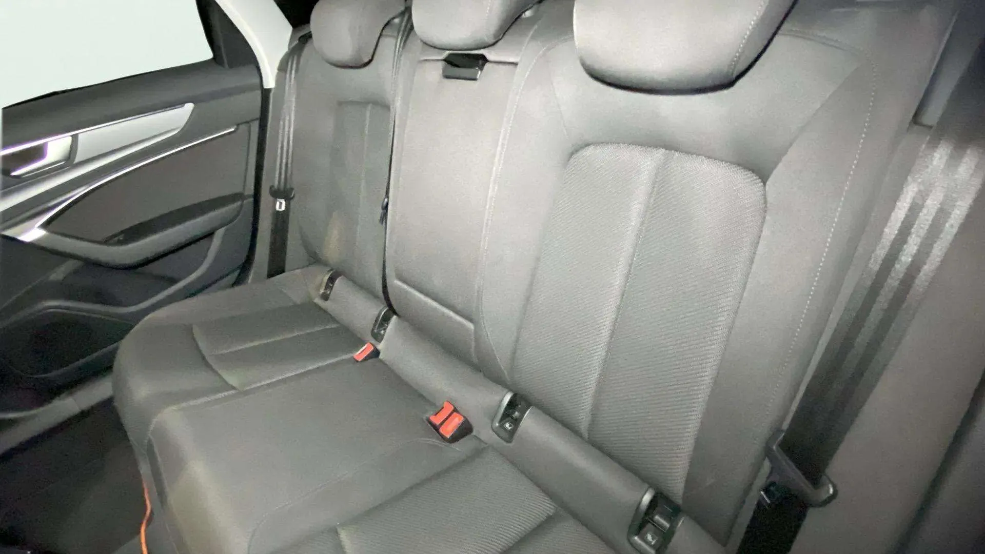 Audi A6 Avant 40 TDI S tronic - foto 16