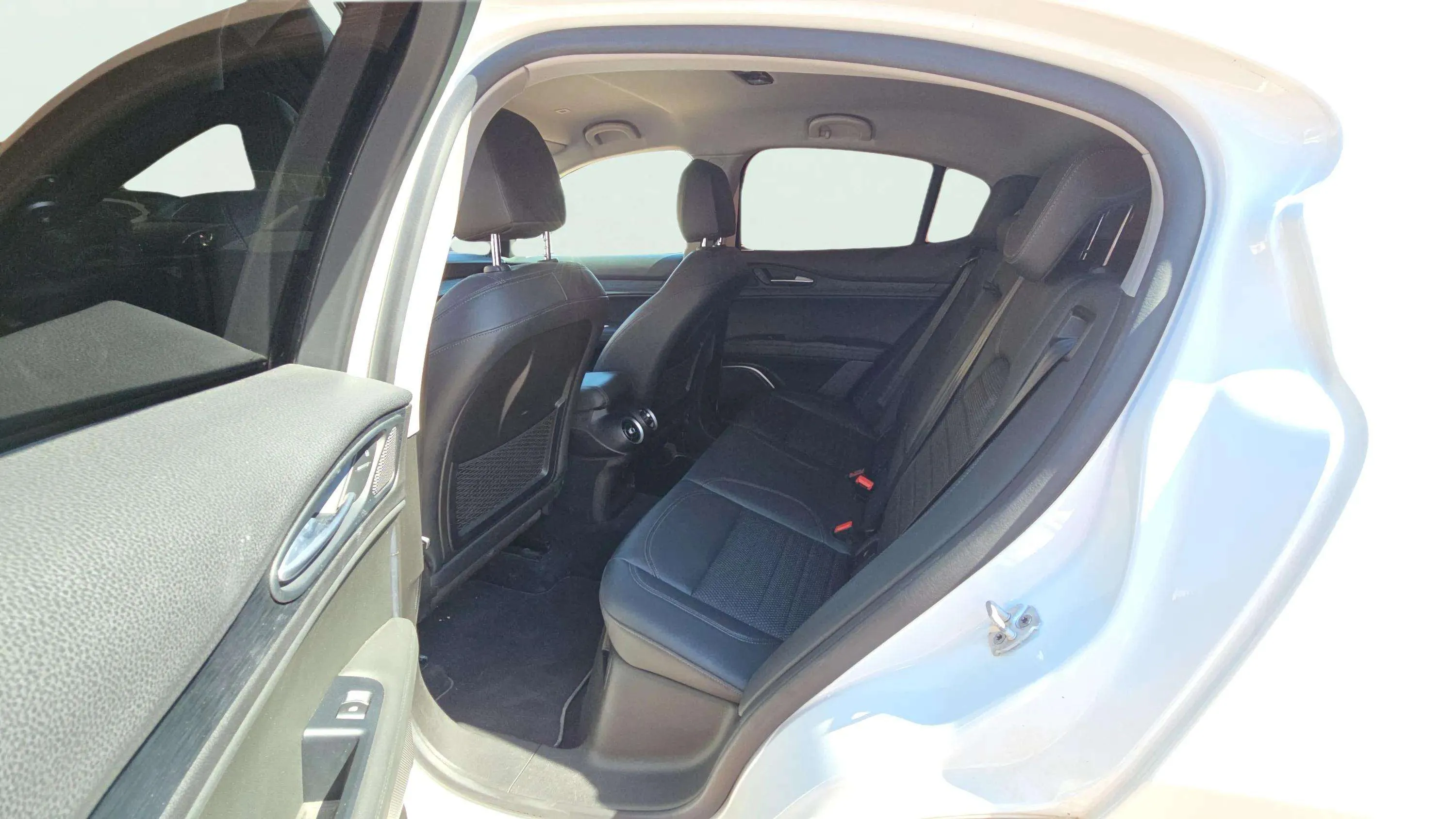 Alfa Romeo Stelvio 2.2 Diésel Executive RWD - foto 16