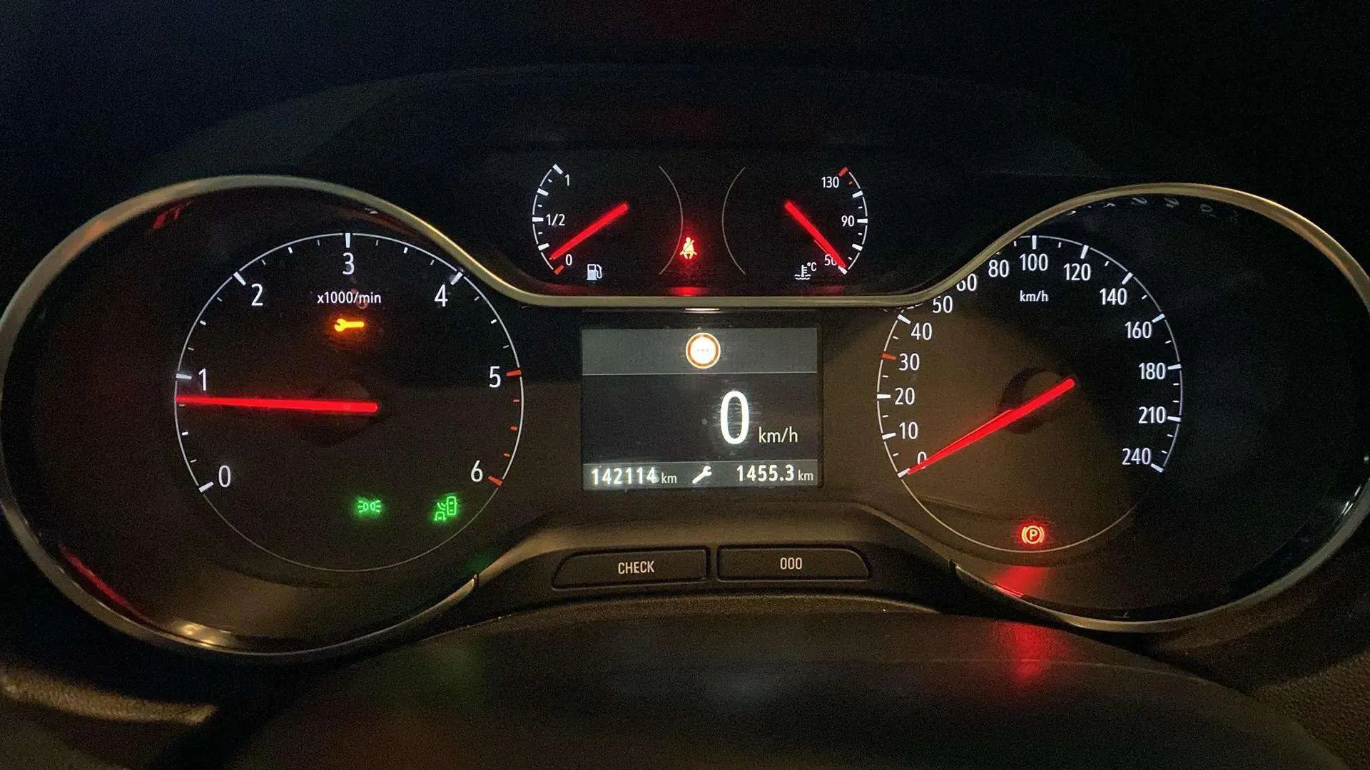 Opel Grandland 1.6 CDTi Excellence - foto 13
