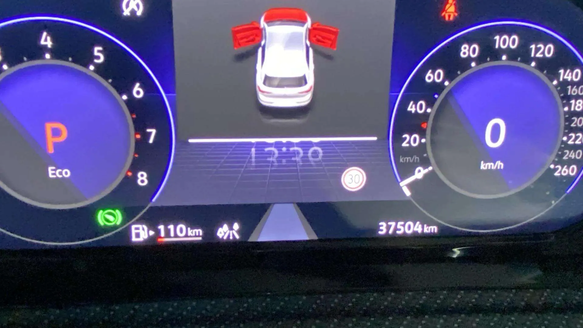 Volkswagen Golf R-Line 1.5 eTSI DSG - foto 32