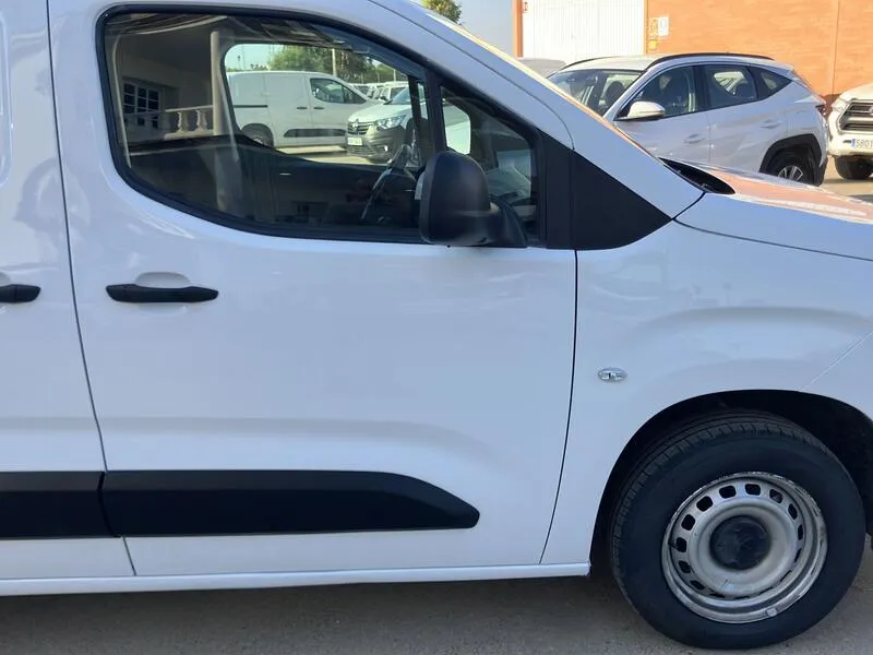 Peugeot Partner BlueHDi - foto 25