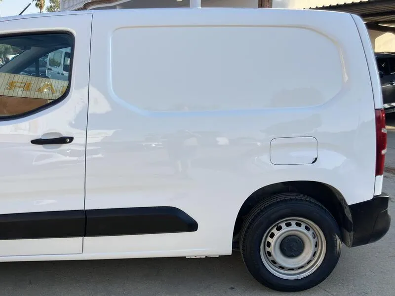 Peugeot Partner BlueHDi - foto 21