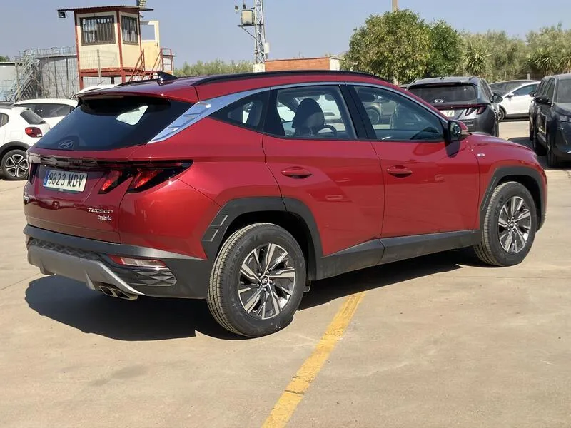 Hyundai Tucson 1.6 CRDi 48V Maxx - foto 6