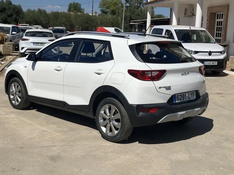 Kia Stonic 1.0 T-GDi MHEV iMT Concept Plus - foto 4