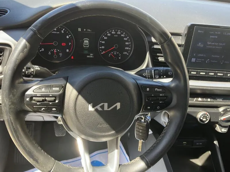 Kia Stonic 1.0 T-GDi MHEV iMT Concept Plus - foto 14
