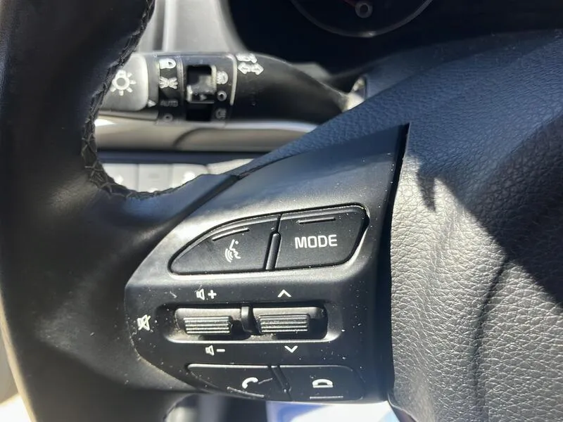 Kia Stonic 1.0 T-GDi MHEV iMT Concept Plus - foto 41