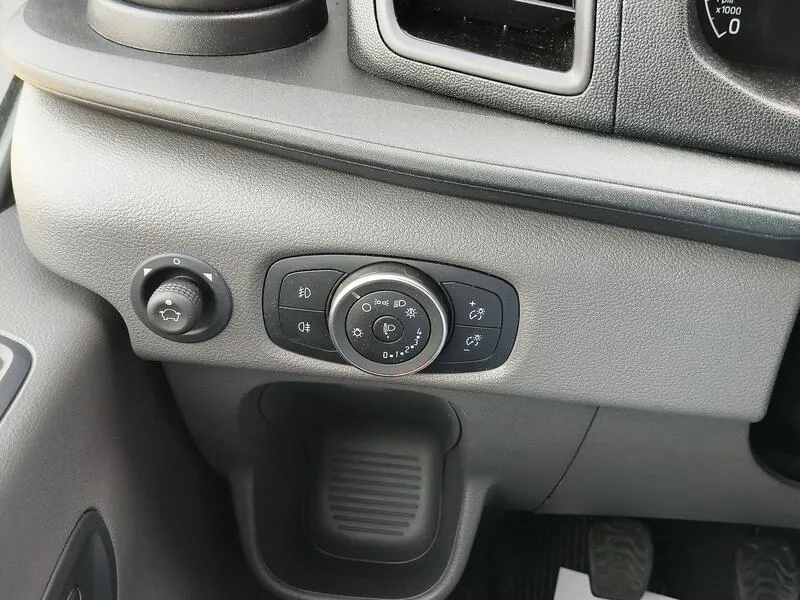 Ford Transit Connect L3H2 Trend - foto 25