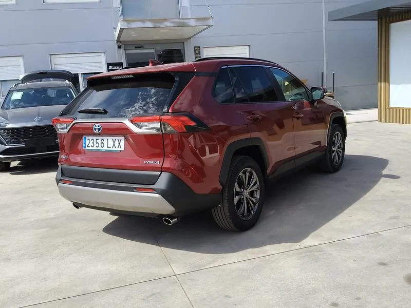 Toyota RAV4 2.5l 220H Advance - foto 6