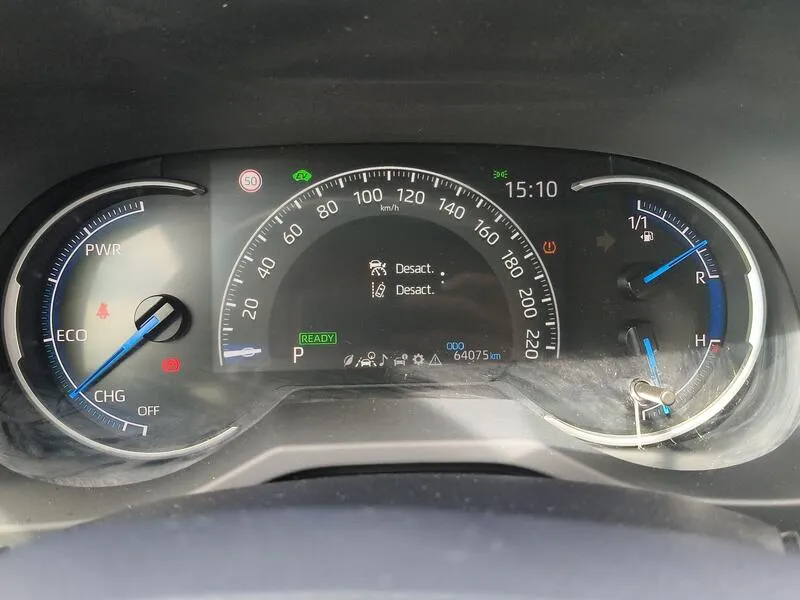 Toyota RAV4 2.5l 220H Advance - foto 17