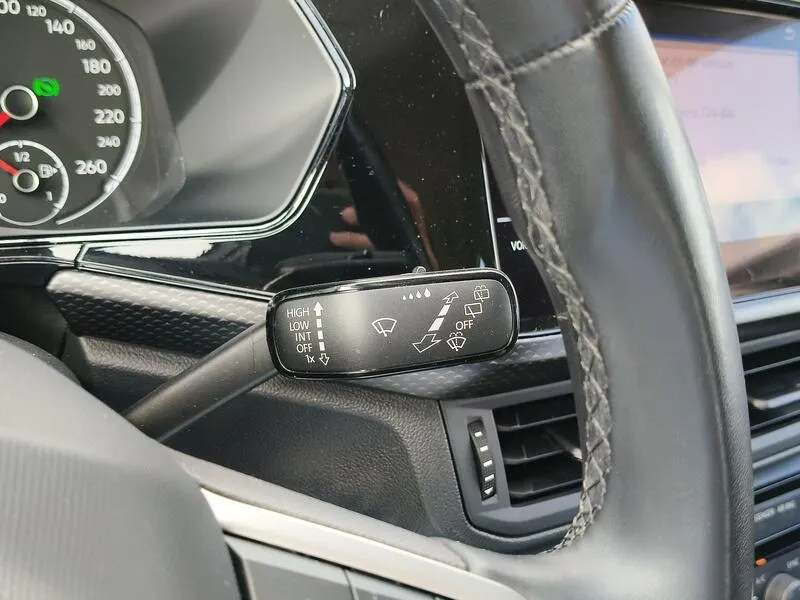 Volkswagen T-Cross Advance 1.0 TSI - foto 23